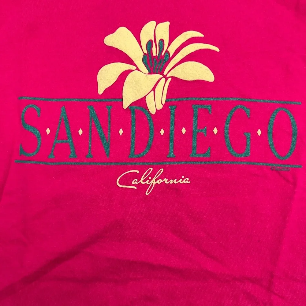 Vintage 90s Hanes Beefy-T San Diego California Flower Graphic Pink T-Shirt XL
